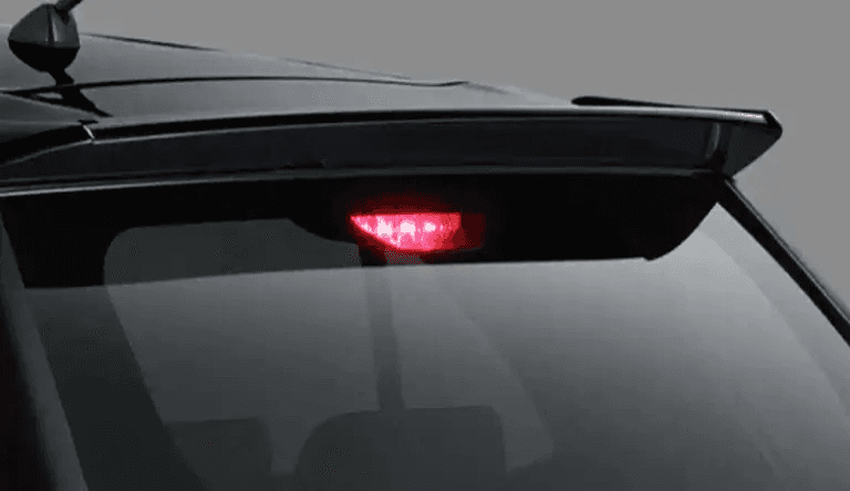 Striking Roof End Spoiler